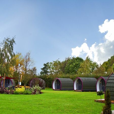 Glamping - York Holiday & Cycle Stop Villa Exterior photo